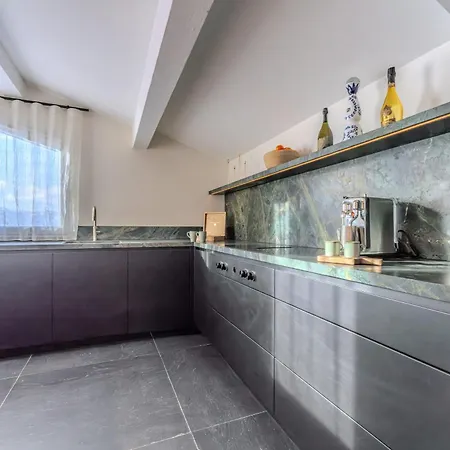 Luxury Penthouse With Mountain View & Fireplace * 瓦托伦斯