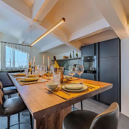 Luxury Penthouse With Mountain View & Fireplace * 瓦托伦斯