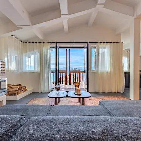 Luxury Penthouse With Mountain View & Fireplace Appartement
