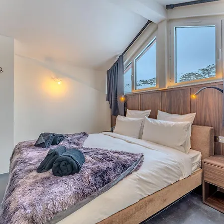 Luxury Penthouse With Mountain View & Fireplace Appartement